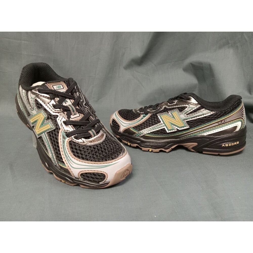New Balance 740 Bungee Sneakers PZ740GO Black Beige Kids Size 11 NEW IN BOX!